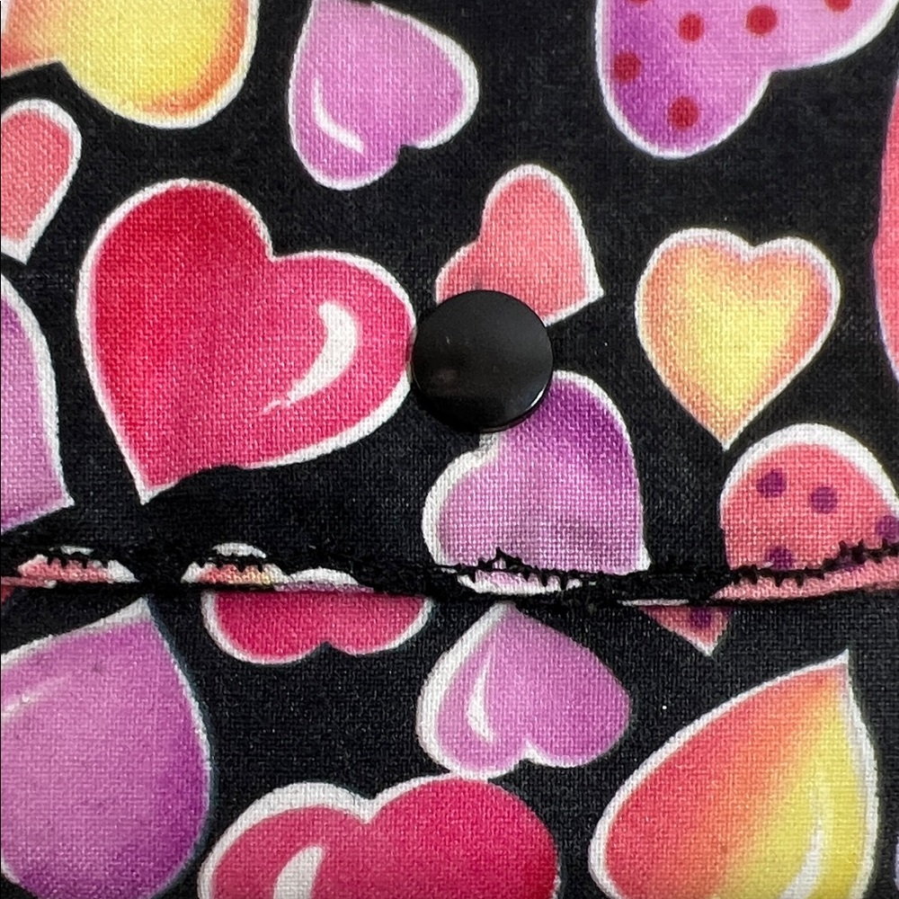 Handmade Colorful Heart Pattern Change Purse with Wristlet - Picture 4 of 8